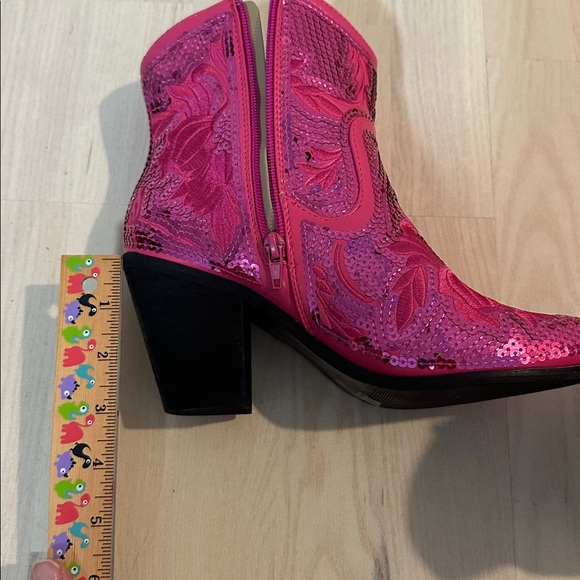 Cowgirl pink magenta shiny sequins western cowboy boots women’s girls - Picture 10 of 11